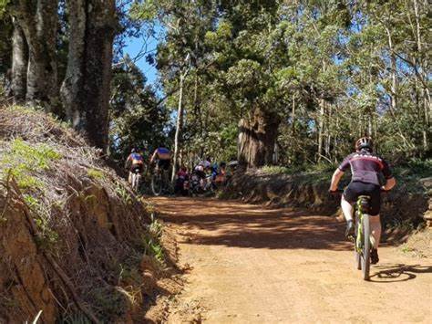 Ciclistas vão percorrer o antigo trecho da estrada de ferro Bahia-Minas.